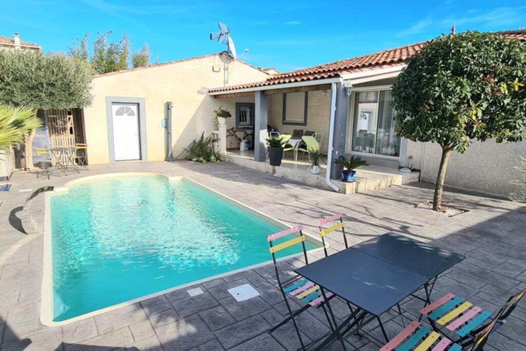 Villa Piscine De La Garrigue Florensac Eksteriør billede